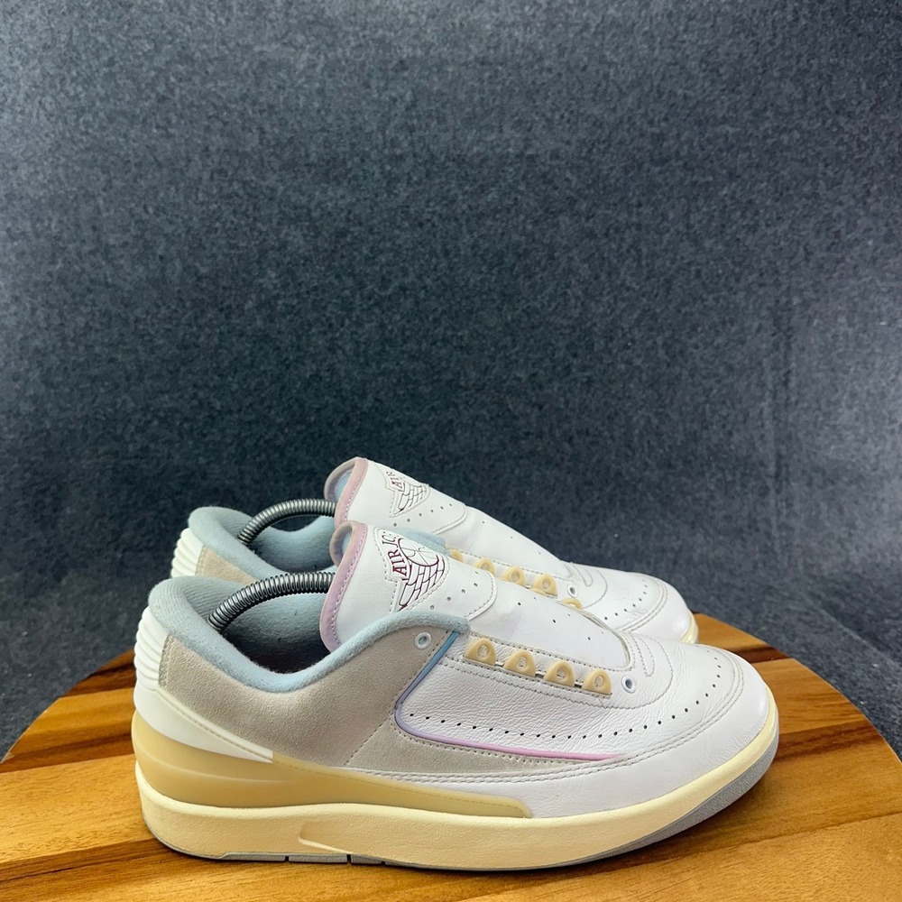 Nike Air Jordan 2 Retro Low Shoes Womens 11 AJ2 Look Up In The Air DX4401-146